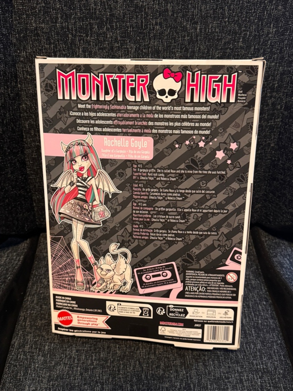 Monster High Pink & Black Gothic Rochelle creeproduction NRFB - Picture 2 of 4